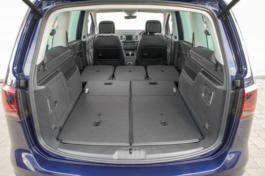 Багажник Seat Alhambra Xcellence (7N) 2018 года  (UK) (фото 21 из 40)